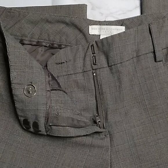New York & Company Stretch pants gray color size 2 - Picture 6 of 8